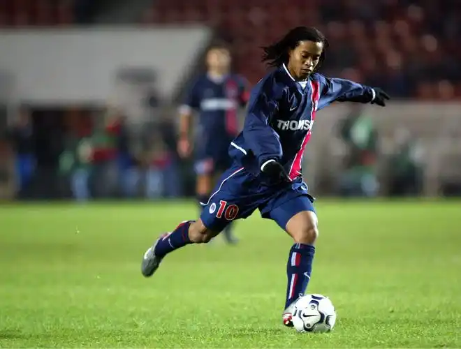 球比赛中 球比赛中