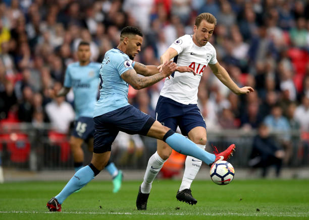 里昂正在 里昂正在